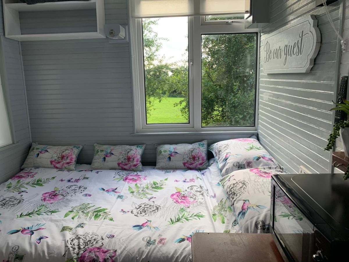 Shepherds Hut Bath ويك المظهر الخارجي الصورة