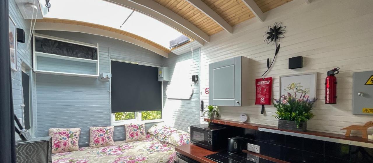 Shepherds Hut Bath ويك المظهر الخارجي الصورة